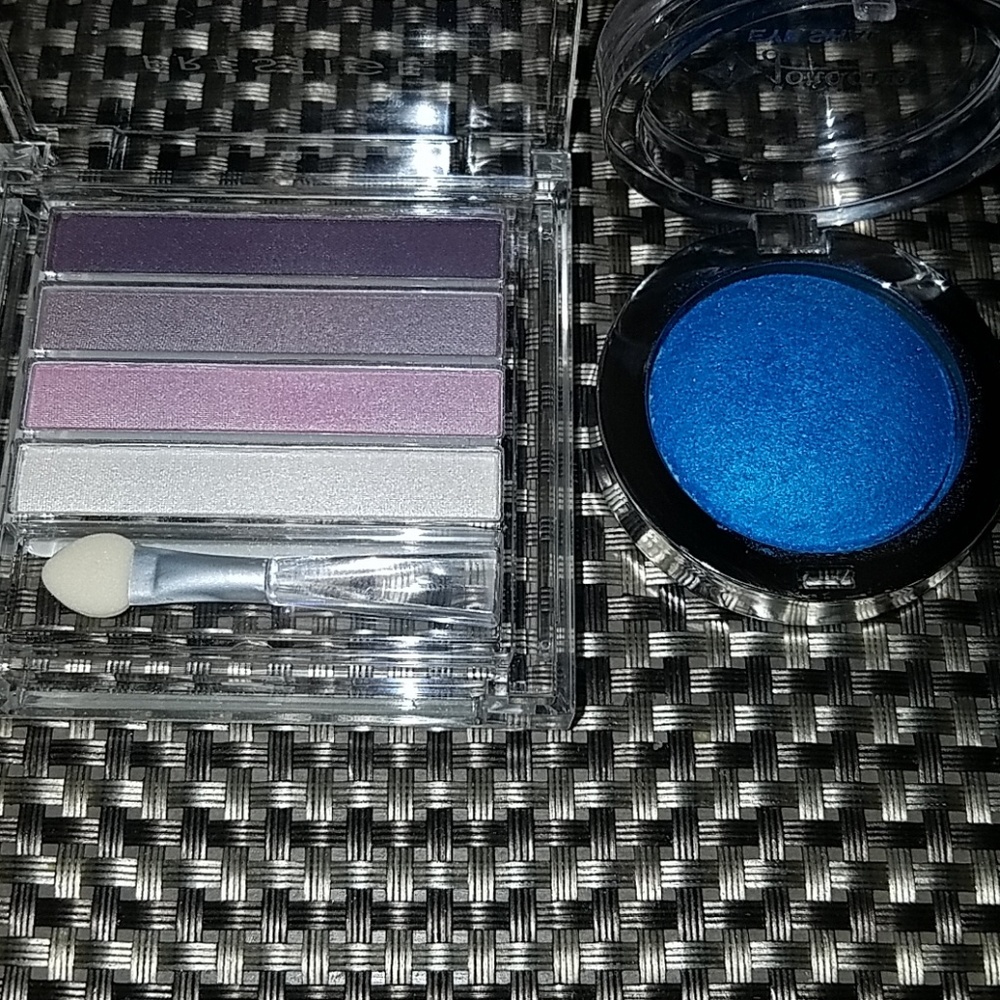 Makeup bundle - Picture 2 of 7